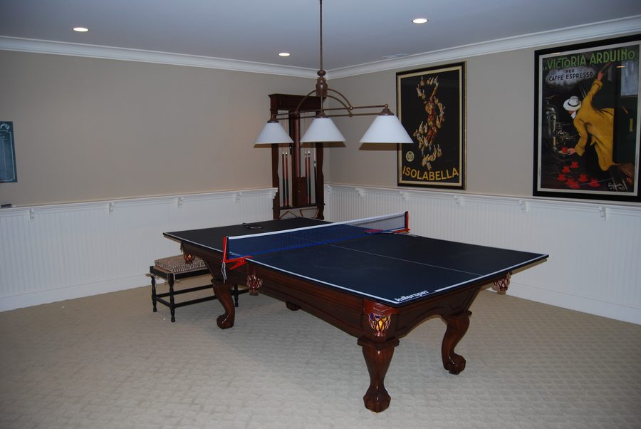 Games room with wainscot panelling